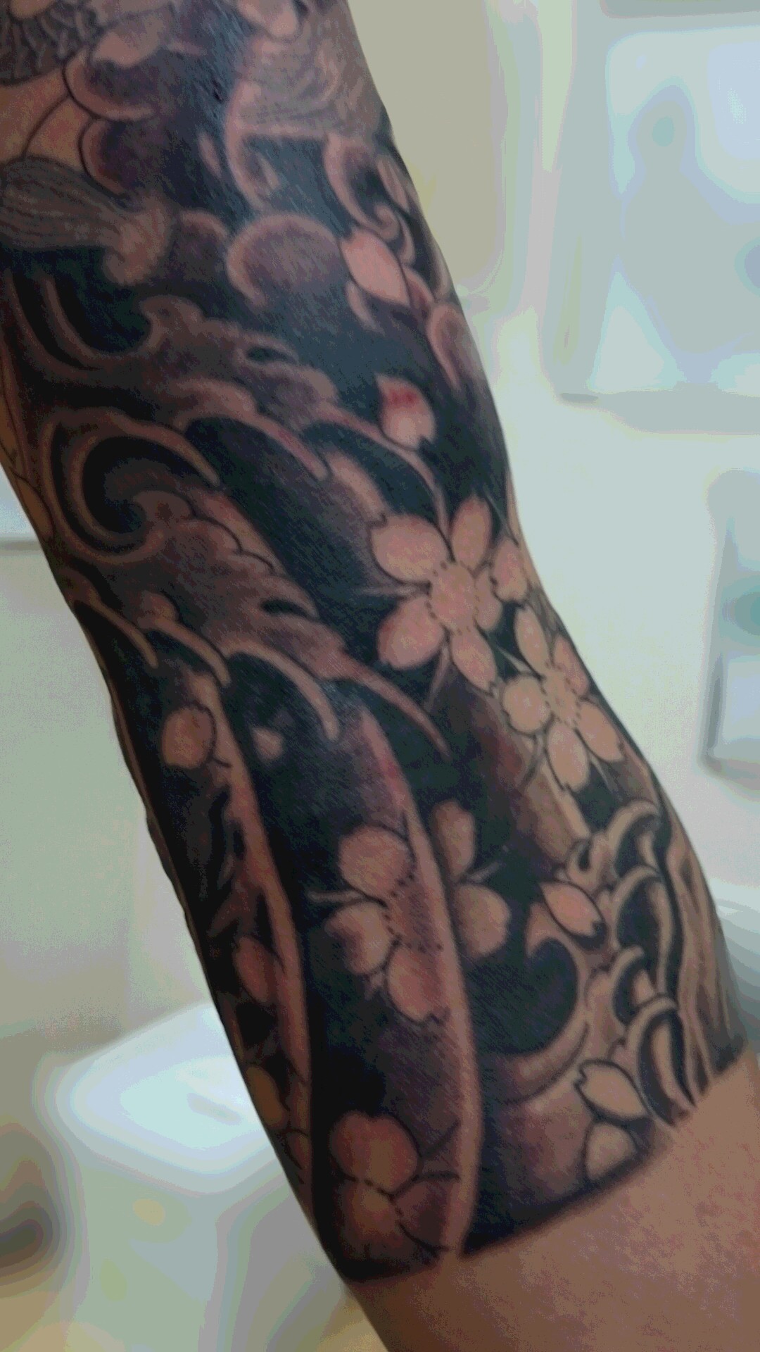 額ボカシ 透かし彫り 桜散らし 十三 彫たく 刺青 和彫り 額ボカシ 透かし彫り 桜散らし 十三 彫たく 刺青 和彫り